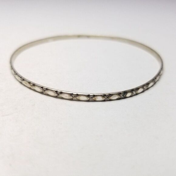 Vintage Beau Sterling Silver Textured Skinny Bangle Bracelet, Stacking Estate - Picture 6 of 7